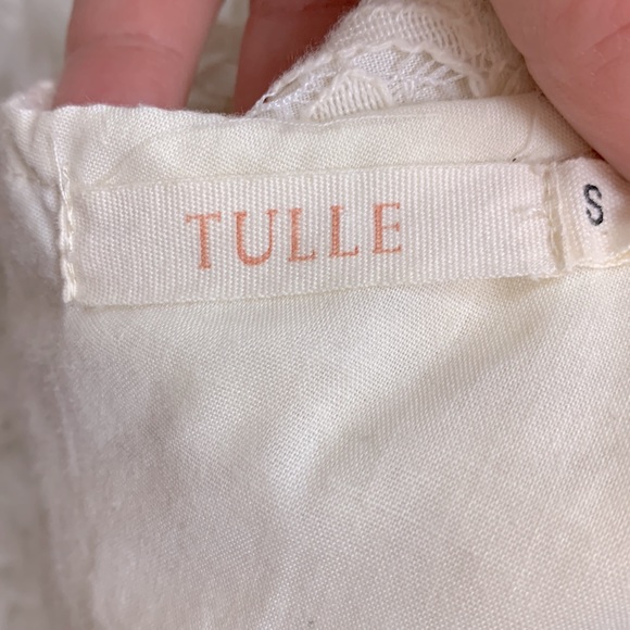 Lace Dress by Tulle - Picture 8 of 14